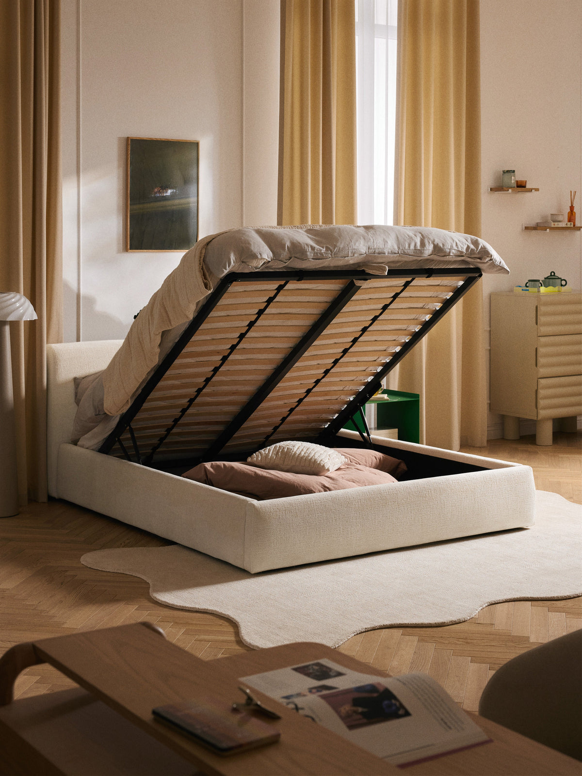 Cloudric Upholstered Bed with Storage