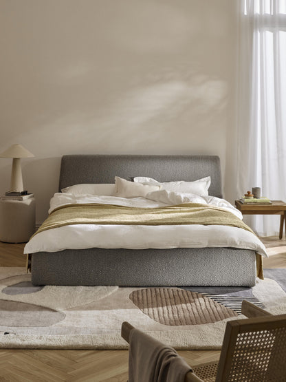 Cloudric Upholstered Bouclé Bed