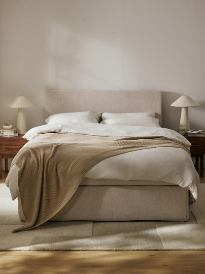 Elizure Box Spring Bed