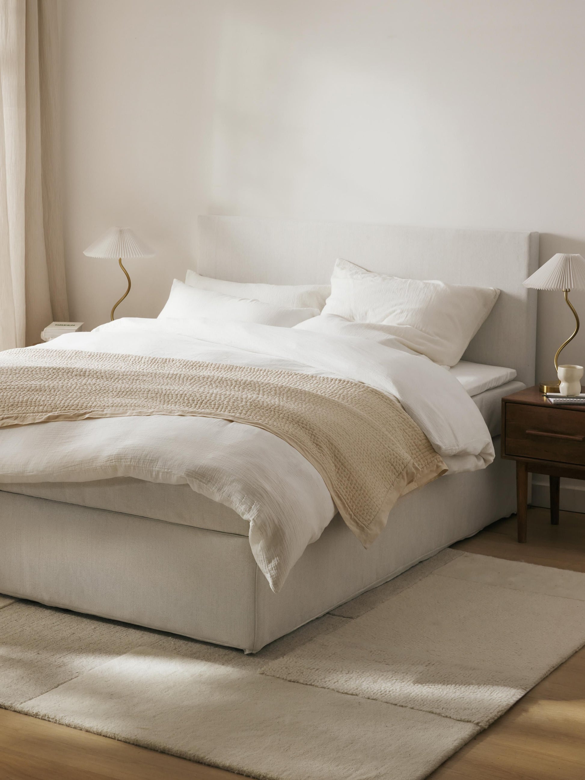Elizure Box Spring Bed