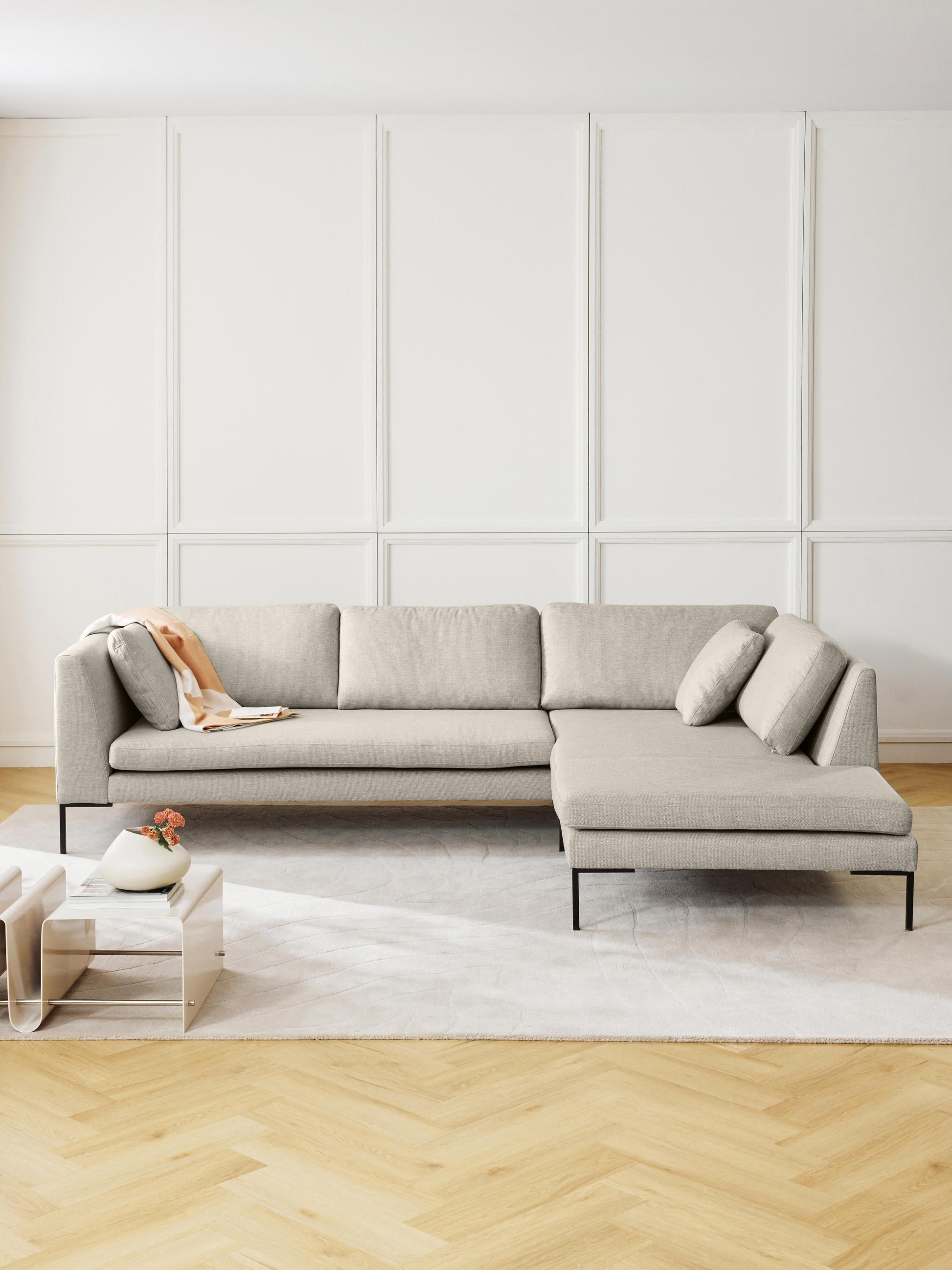 Emmarine Corner Sofa with Metal Legs