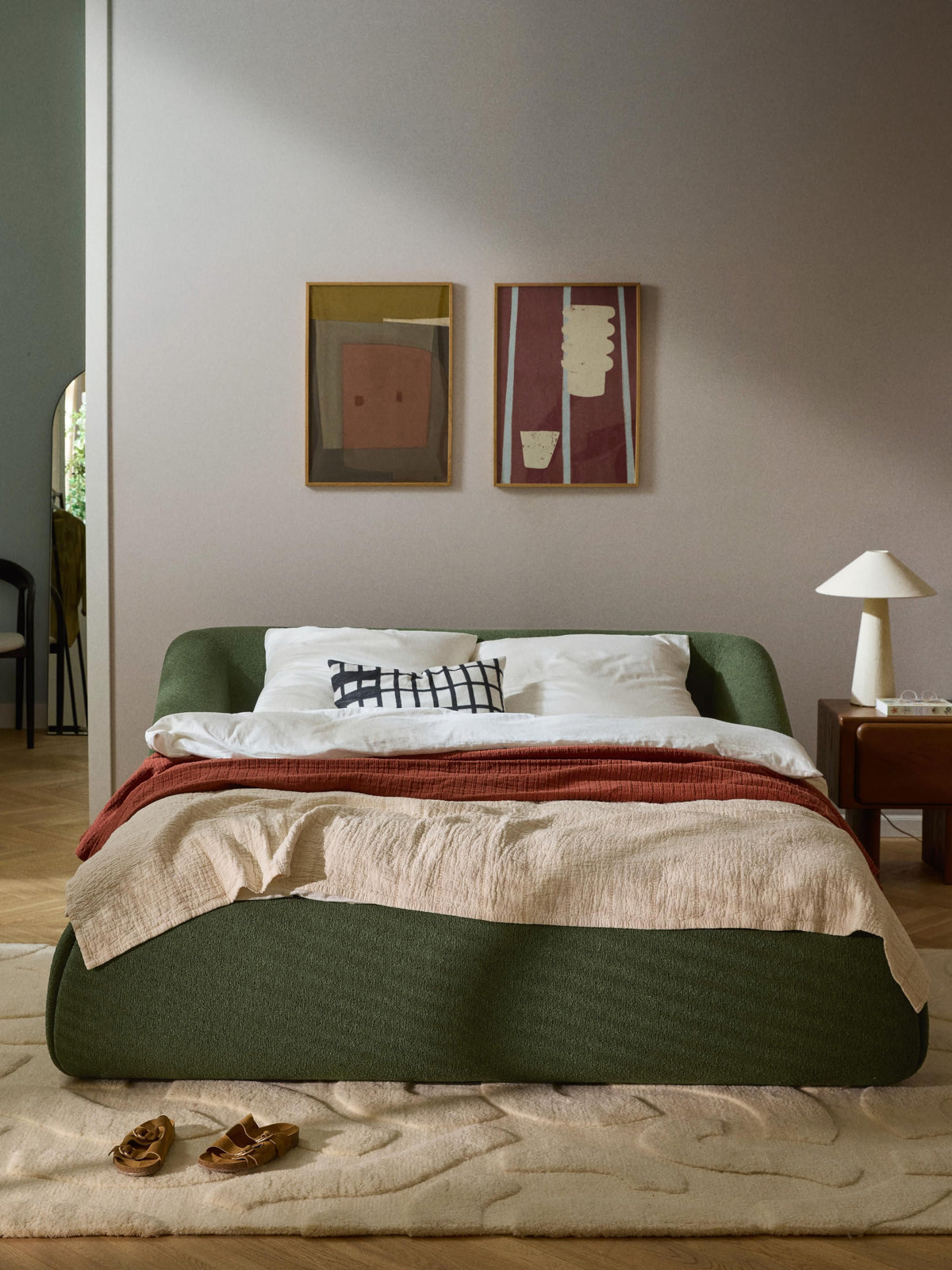 Fialdi Bouclé Upholstered Bed