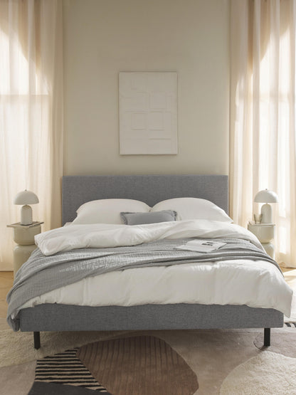 Giulandre Upholstered Bed with Wooden Feet