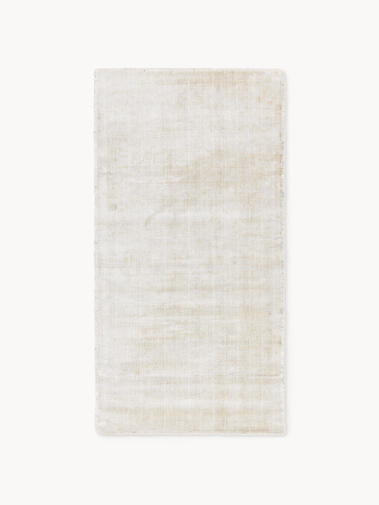 Jarienne Hand-Woven Rug in Viscose