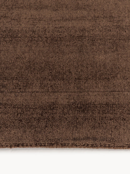 Jarienne Hand-Woven Rug in Viscose
