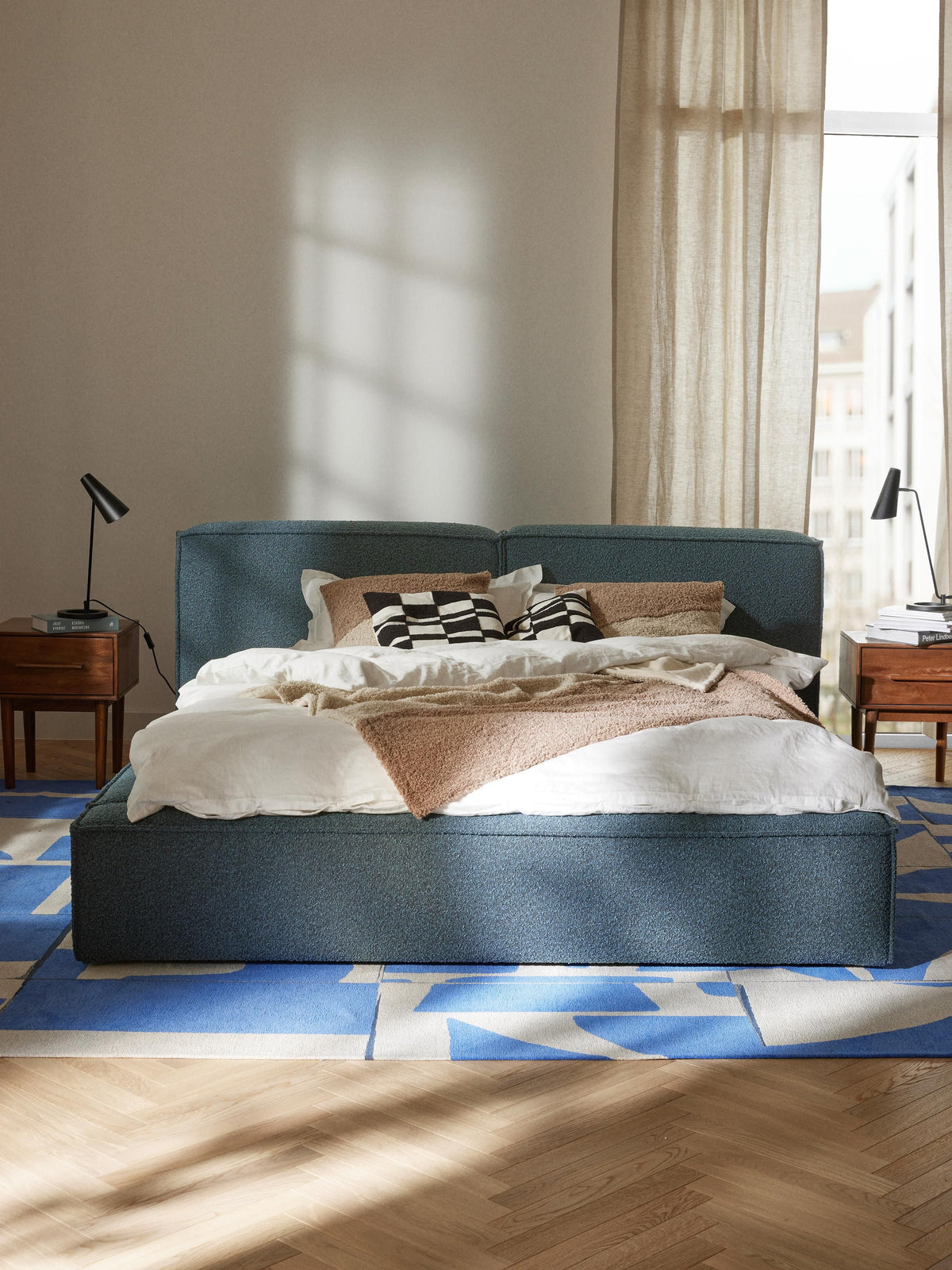 Lennaster Bouclé Upholstered Bed
