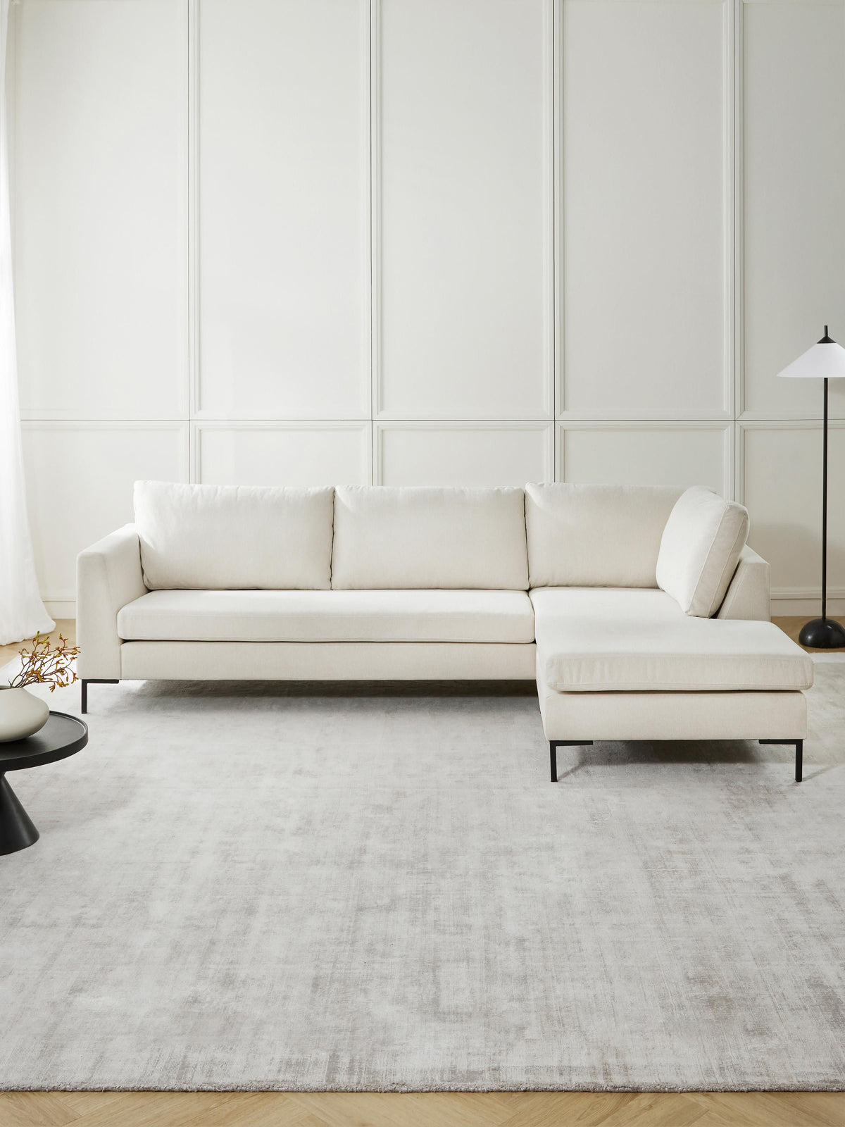 Lunandre Corner Sofa