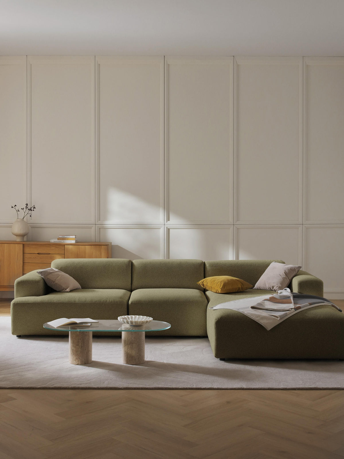 Melvisse Corner Sofa (4-Seater)