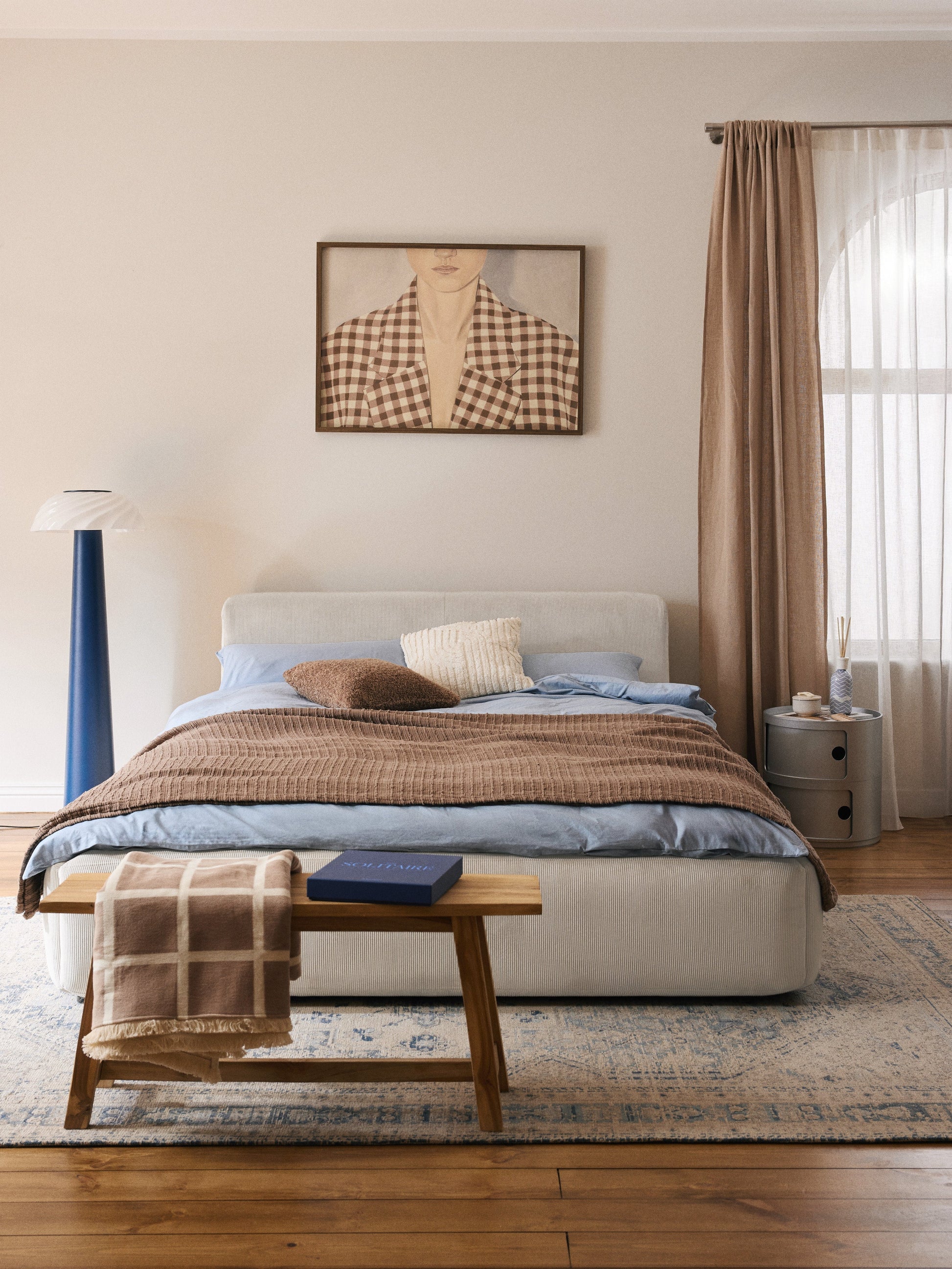 Melvisse Upholstered Bed