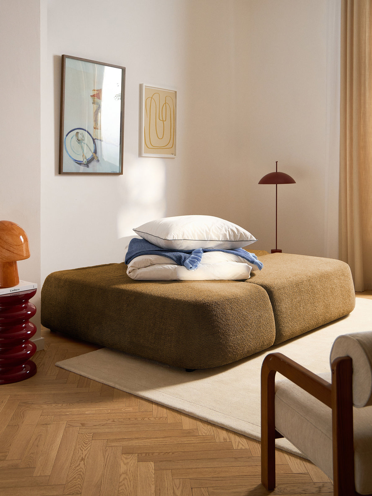 Paomont Sofa Bed in Teddy Bouclé with Storage