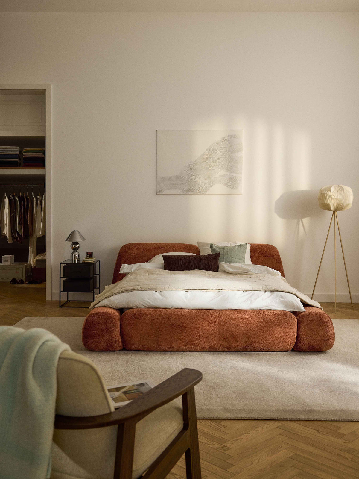Wolkelle Upholstered Bed in Teddy Bouclé with Storage